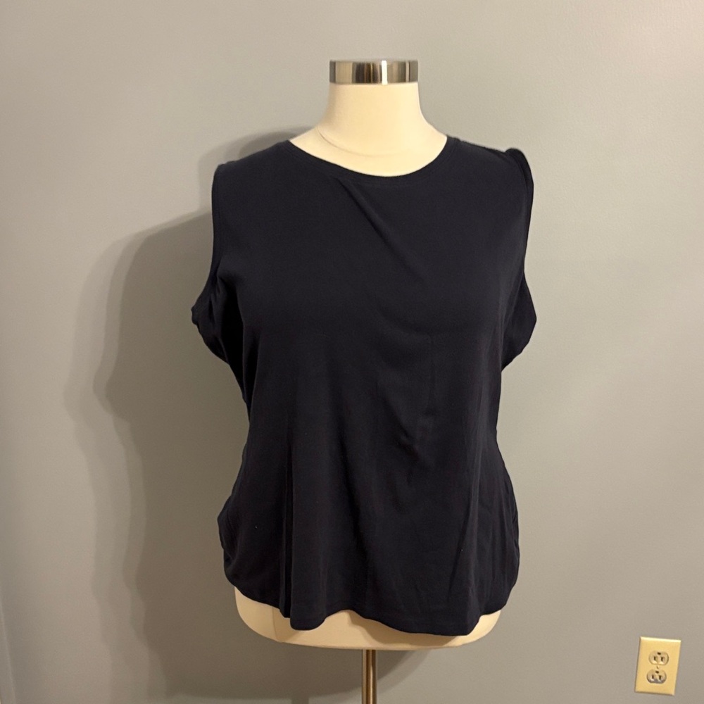 Lane Bryant Navy Sleeveless Crewneck Tank